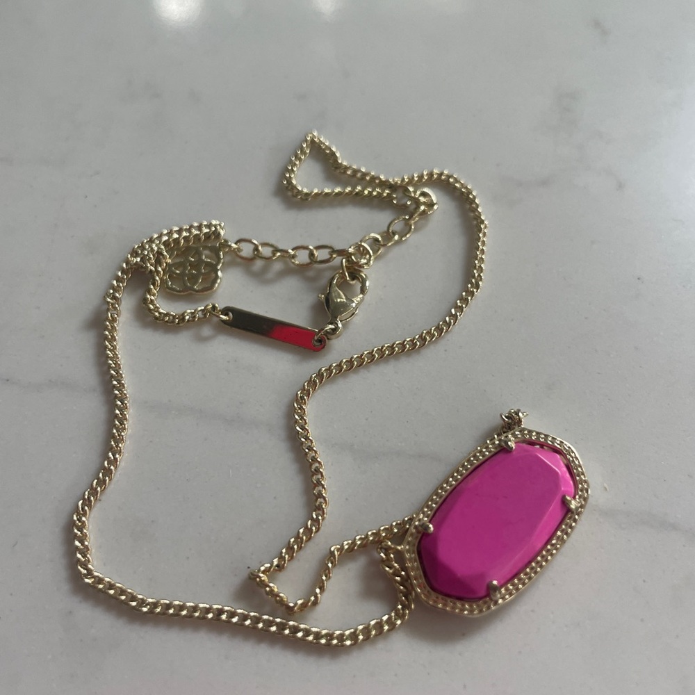 SOLD Kendra Scott Bright Pink Large Stone Pendant Necklace